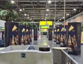 مطار القاهرة يتزين لاستقبال ضيوف حفل افتتاح المتحف المصري الكبير.. صور