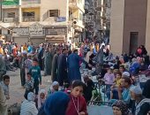 بدء توافد آلاف المواطنين للاحتفال بالليلة الختامية لمولد الدسوقى.. صور