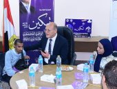 حوار من القلب.. رئيس جامعة سوهاج يلتقى الطلاب ذوى الإعاقة ويشاركهم الغداء