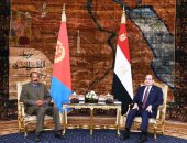 الرئيس السيسى يؤكد لنظيره الإريترى التزام مصر بدعم سيادة إريتريا وسلامة أراضيها.. ويشدد على ضرورة دعم الجيش السودانى ورفض أى كيانات موازية.. أفورقى يعرب عن تقديره لدور مصر لترسيخ استقرار وتنمية القرن الأفريقى