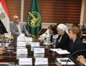 محافظ القليوبية يناقش مشروع إنشاء محطة توليد الكهرباء من القمامة