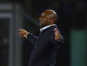 جنوى يعلن رحيل باتريك فييرا بسبب سوء النتائج