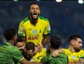 الخليج يضرب اتحاد جدة بثلاثية فى شوط مثير بالدوري السعودي