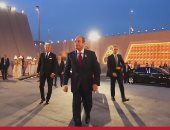 الرئيس السيسى يصل مقر المتحف المصرى الكبير لبدء فعاليات الافتتاح الرسمى