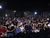 المصريون يحتفلون في الميادين المصرية بافتتاح المتحف المصري الكبير