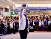 عمرو عثمان يعلن انضمام 1200 متطوع جديد لصندوق مكافحة وعلاج الإدمان