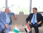 وزير الزراعة يبحث مع نظيره الأيرلندي الشراكة في الأمن الغذائي والتكنولوجيا الزراعية