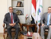 رئيسا "التنظيم والإدارة" و"حماية المستهلك" يبحثان تعزيز التعاون المشترك