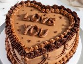 طريقة عمل كيكة شوكولاتة على شكل قلب.. أحلى مفاجأة فى عيد الحب