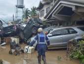 مصرع 5 أشخاص وتحطم مروحية عسكرية أثناء جهود الإغاثة من إعصار الفلبين.. فيديو