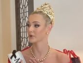 ملكة جمال الكون تغادر حفل المنظمة بعد وصف متسابقة بـ الغبية.. فيديو