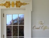 لافتة المكتب البيضاوى الذهبية.. أحدث لمسات ترامب بالبيت الأبيض