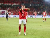 تريزيجيه يتقدم للأهلى في مرمى سيراميكا بالدقيقة 19 بالسوبر المصري.. فيديو وصور