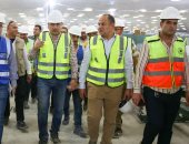 وزير قطاع الأعمال العام يزور المحلة لمتابعة مشروع تطوير صناعة الغزل والنسيج