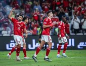 احتفالات جماهير الأهلى فى المدرجات بعد الفوز على سيراميكا.. فيديو