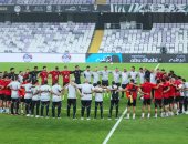 توروب يحاضر لاعبى الأهلى قبل مواجهة سيراميكا فى السوبر المصرى