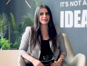 الزميلة بسنت جميل تقدم "بصمة".. أول بودكاست بجامعة عين شمس