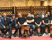 نجوم الفن يقدمون لمسة وفاء فى عزاء السيناريست أحمد عبد الله.. صور 