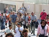 توافد كثيف للزوار فى أولى لحظات افتتاح أبواب المتحف المصري الكبير.. صور 