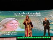 ليلى علوى ضيف شرف مهرجان الرباط وتلفت الأنظار بالزى المغربى.. صور