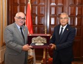 رئيس قضايا الدولة يؤكد أهمية دور مجلس الشيوخ فى دعم الحياة النيابية