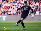 كورتوا: برشلونة أعدائنا.. وإذا رأيت يامال في مطعم سألقي عليه التحية