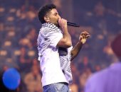 أحمد سعد يرد على ناقدة هاجمته على حديثه في حفله الأخير بألمانيا