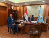 محافظ كفر الشيخ يناقش سبل تعزيز التعاون مع هيئة قضايا الدولة