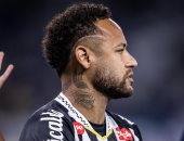 هل اقترب الرحيل؟.. نيمار يثير أزمة في سانتوس