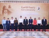 رئيس جامعة القاهرة يستقبل رئيس جامعة نانجينغ للتربية الخاصة بالصين 