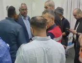 سكرتير عام البحر الأحمر يزور مصابى حادث الأتوبيس بمستشفى غارب المركزى