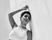 ميس حمدان بإطلالة غريبة وغير مألوفة فى أحدث جلسة تصوير