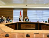 رئيس الوزراء يلتقى وزير الصحة والكيماويات والأسمدة الهندى