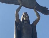 تعرف على أعمال الفنان عصام درويش بعد فوزه بجائزة السطان قابوس