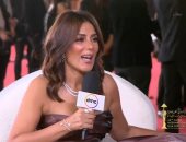 إنجي المقدم: كاميليا في وتر حساس شخصية طيبة وجدعة.. وأحبها جدًا