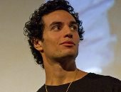 الفنان الفلسطينى آدم بكرى فى حوار بين الهوية والأداء