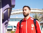 الأهلي يصل صالة خليفة بن زايد لمواجهة سموحة فى نهائي سوبر اليد.. صور