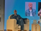 أحمد مراد: رواياتى مفهومة ومش مفهومة وهذه كواليس كتابة الفيل الأزرق