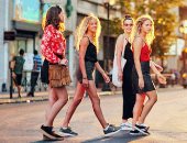 40 % من الشابات الأمريكيات يرغبن فى مغادرة الولايات المتحدة نهائيا.. ما السبب؟