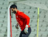 منتخب مصر يحتفل بعيد ميلاد محمد الشناوي قبل مواجهة زيمبابوي بأمم أفريقيا