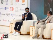 خالد النبوى: عمال السينما بذلوا مجهودا كبيرا فى المهاجر ووالديّ أساس كل شىء