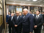 وزير العدل والزملوط يتفقدان مجمع المصالح الحكومية للخدمات الذكية بالوادى الجديد