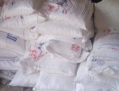 ضبط 2.25 طن ملح طعام مجهول المصدر بمصنع للمخللات في حملة تموينية ببنها