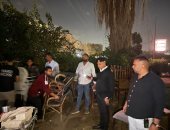 تشميع محلات تدار دون ترخيص وتسبب إزعاجًا للمواطنين فى حدائق الأهرام