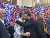 عماد متعب وفاروق جعفر وأيمن يونس يقدمون واجب العزاء في محمد صبرى.. صور 