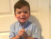 قصة معاناة طفل بريطانى مصاب بــ خرف الطفولة ومشكلات الذاكرة في عمر 4 سنوات