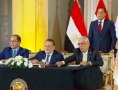 النائب العام يوقع وثيقة تسليم المضبوطات الذهبية للبنك المركزى المصرى