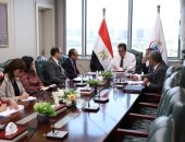 وزير الصحة يتابع تطوير مستشفى أم المصريين ويوجه بإنشاء وحدات العلاج بالأكسجين