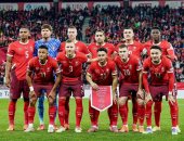 مشهد مرعب قبل كأس العالم.. الثعابين تحاصر مقر منتخب سويسرا