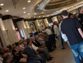 وصول جثمان والدة وزير التموين إلى مسجد الشرطة بالتجمع الأول للصلاة عليها